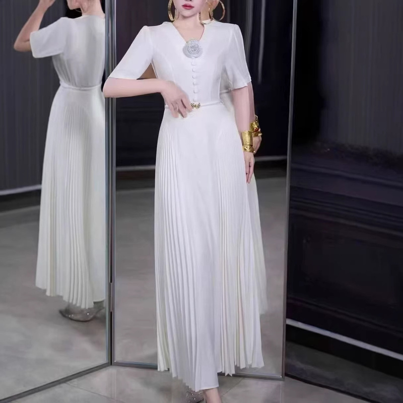 European and American Fashion Elegant Dress for Women 2026 New Style Side Pleated Design Slim Long Dress High-End Formal Dress European and American Fashion Elegant Dress for Women 2026 New Style Side Pleated Design Slim Long Dress High-End Formal Dress