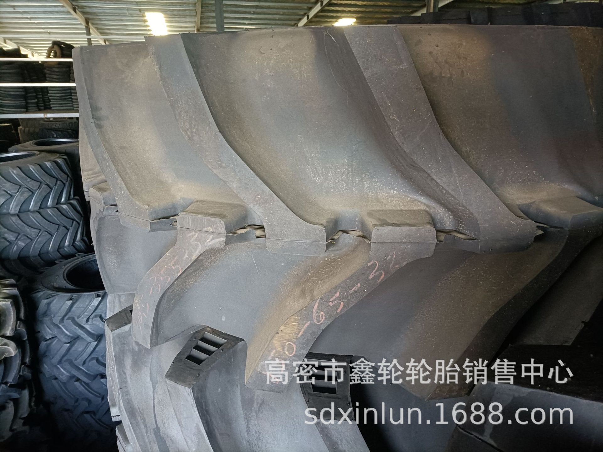 供应850/65R32  30.5L-32  35.5L-32 800/70R38子午线轮胎