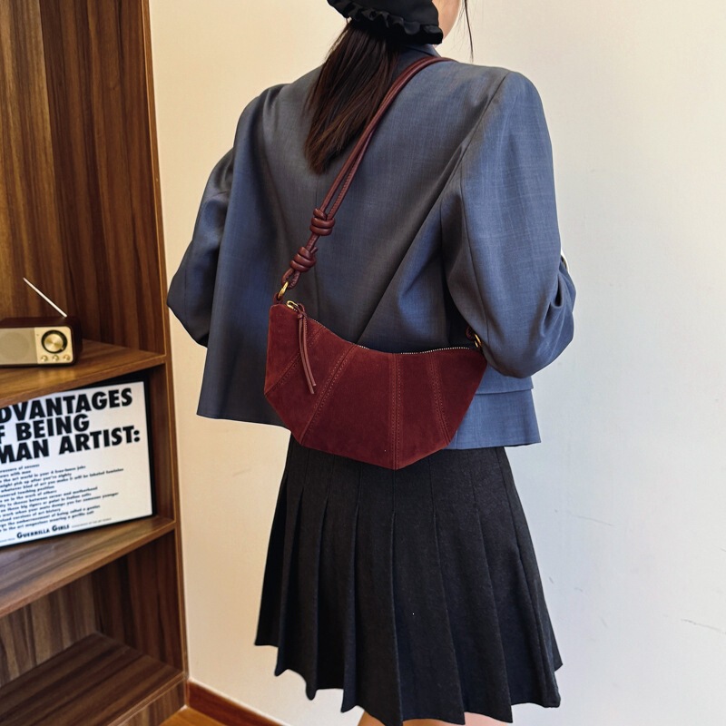 New versatile matte cowhide shoulder bag, underarm bag, crossbody bag, dumpling bag, half-moon bag, croissant bag, trendy women's bag New versatile matte cowhide shoulder bag, underarm bag, crossbody bag, dumpling bag, half-moon bag, croissant bag, trendy women's bag