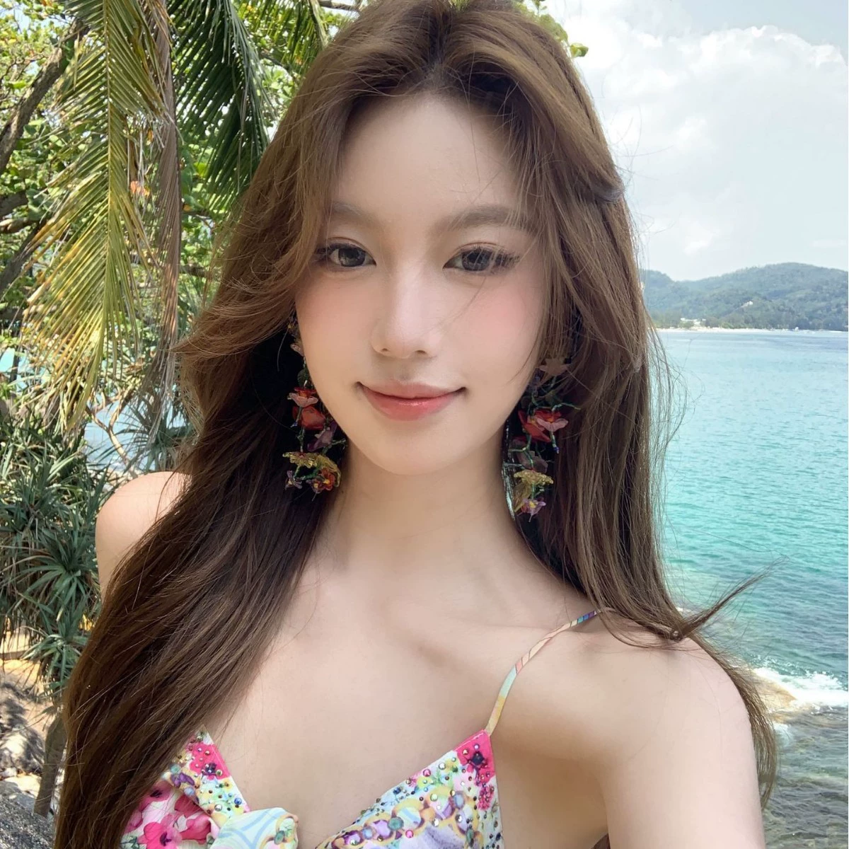 Персонализированные элегантные серьги в стиле морского курорта с длинными разноцветными кисточками и бисером в стиле дофамина