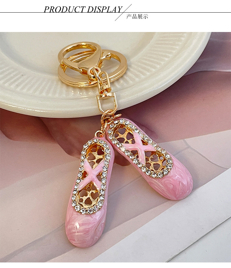 New Style Alloy Shoe Women's Bag Pendant Keychain display picture 2