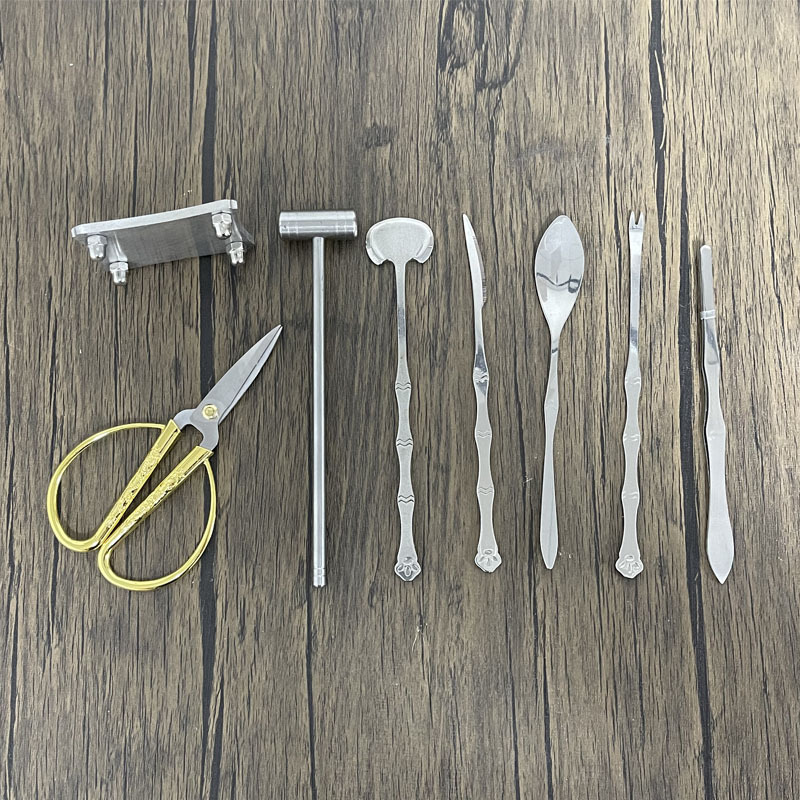 メーカーの現物カニの8つのステンレスのカニを食べる道具のカニのギフトボックスのセットのカニのカニのカニを選ぶ道具|undefined