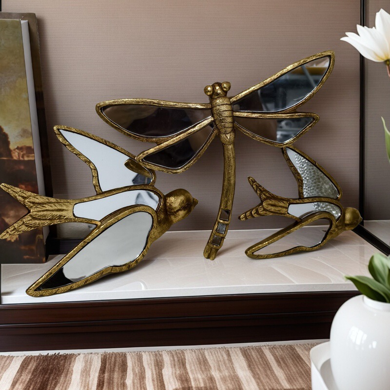 Light Luxury Retro Resin Ornaments Living Room Wall Decoration Handmade Sofa Photo Frame Bedroom Entrance Hanging Painting Light Luxury Retro Resin Ornaments Living Room Wall Decoration Handmade Sofa Photo Frame Bedroom Entrance Hanging Painting