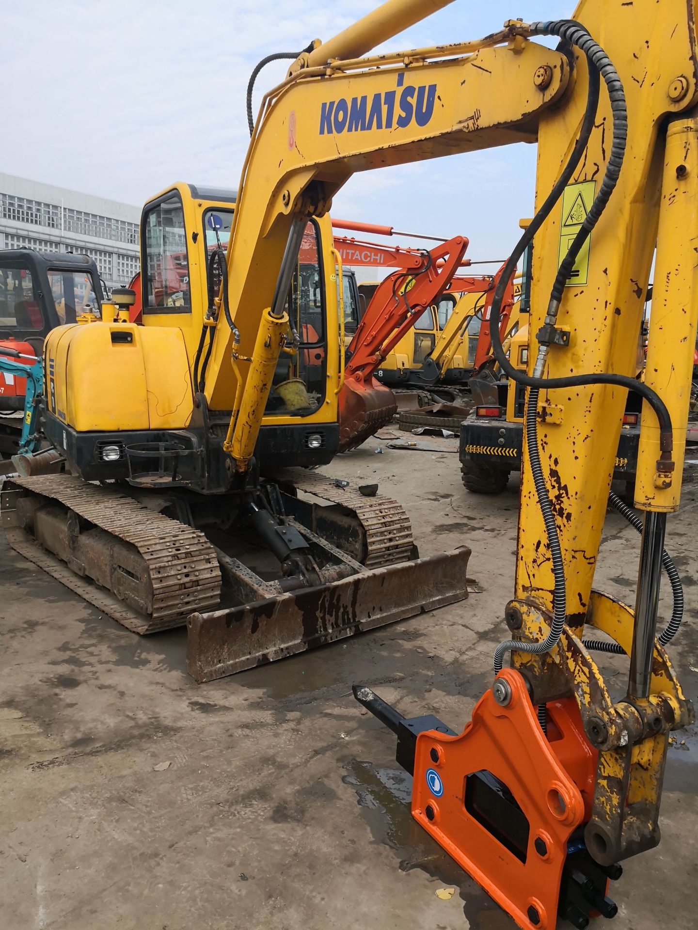 云南销售斗山 卡特60、120二手挖掘机