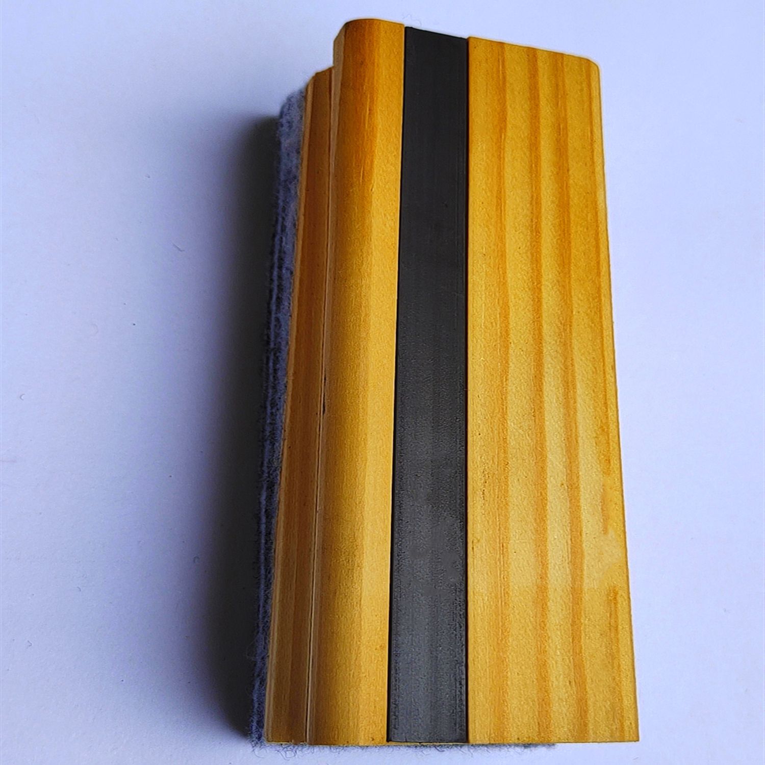 Borrador negro magnético fuerte grueso el 13*4,5*3,5 cm de la fibra química