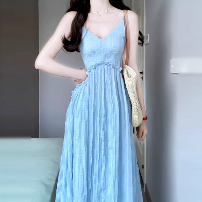 蓝色无袖吊带连衣裙子女夏季2025新款法式高级感海边度假沙滩长裙|undefined