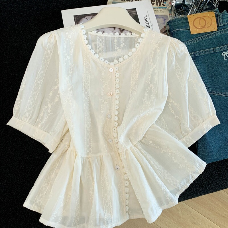 French-Style Gentle Lace Jacquard Puff Sleeve Shirt for Women, Summer Design with Waist-Cinching and Slimming Effect, Lace-Trimmed Blouse French-Style Gentle Lace Jacquard Puff Sleeve Shirt for Women, Summer Design with Waist-Cinching and Slimming Effect, Lace-Trimmed Blouse