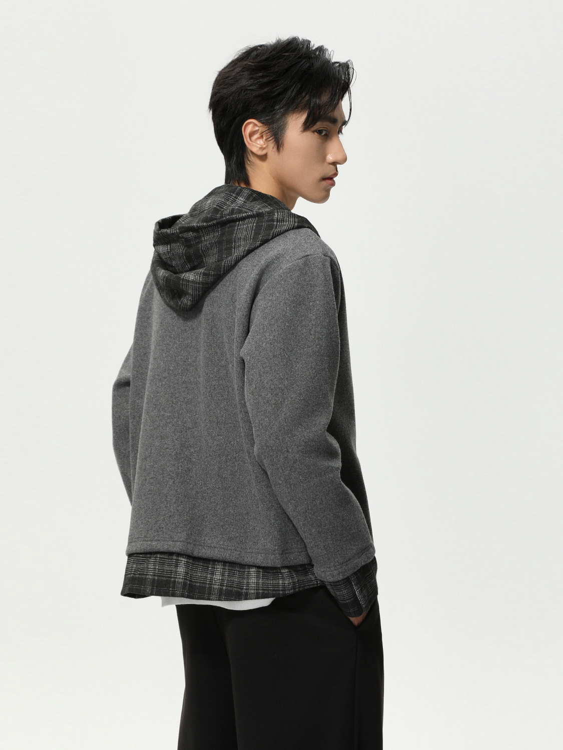 MTLCLOTHES Hombres| Plaid-splice falso de dos piezas con capuz cardigan con lana corto jersey suéter de moda