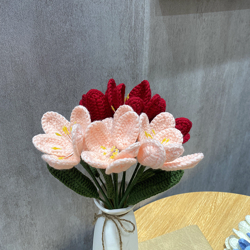 完成した手織りバラ、スズラン、ヒマワリ、造花、ウールニットブーケ、花飾り、ギフト|undefined
