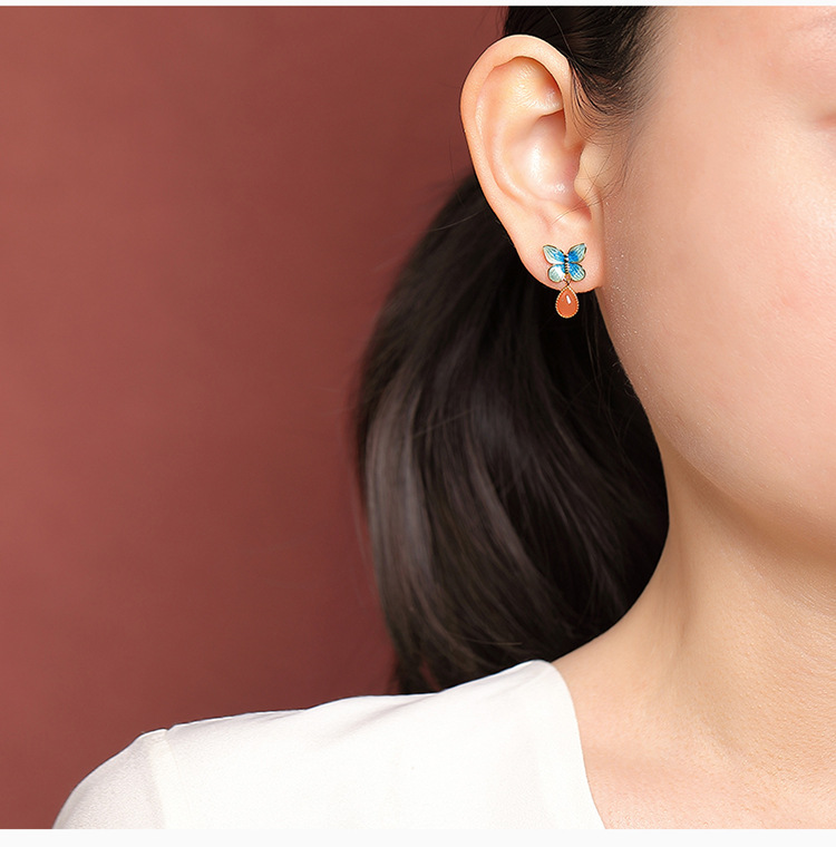 Bông tai Stud bạc S925 mạ vàng đính đá ngọc bích hồng nam mã não hình bướm — Tiền thủy hồng chi tiết 6