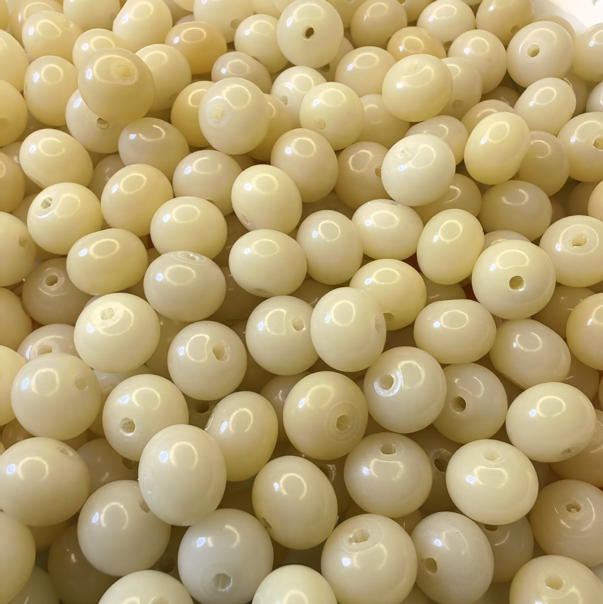 Кремовые яблочные бусины 8X10мм