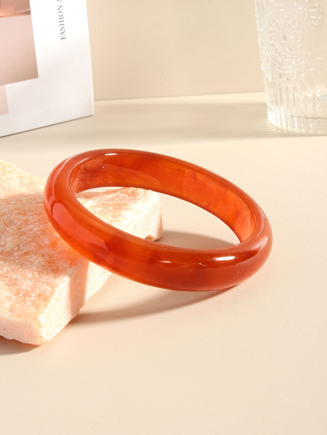 Vintage Style Classic Style Round Resin Bangles Wholesale display picture 5