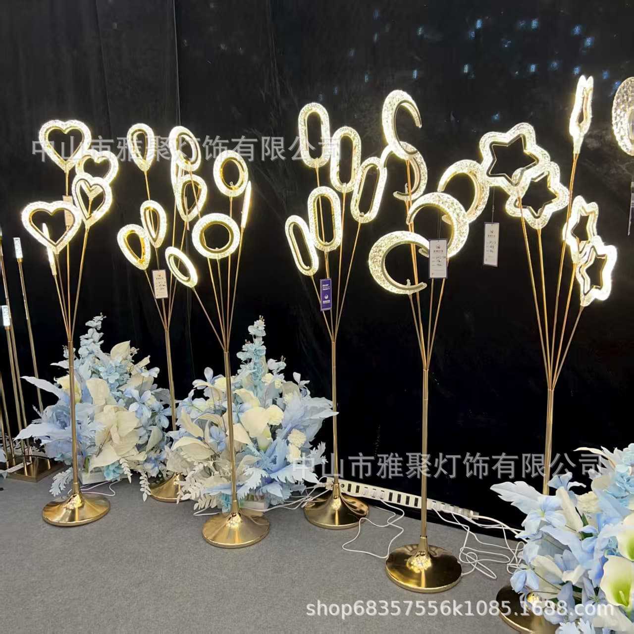 Accesorios de boda galvanizado de hierro forjado en forma de luna guía lámpara decorativa sala de bodas hotel escenario diseño de pasarela luz