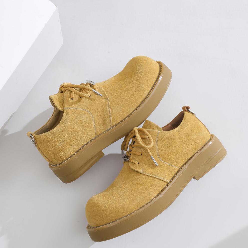 ShoeVault White Cleanfit Herrenschuh, Derby mit Zehensteg, der die Körpergröße erhöht und sich ideal für Pendler eignet, trendiges Ledermodell für Herren (2025)._voghion.com