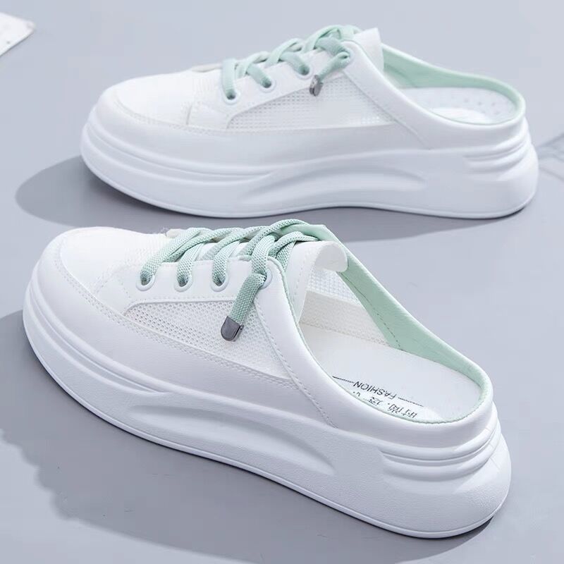 2025 primavera y verano nuevo estilo zapatos blancos zapatos de mujer suela gruesa ropa exterior zapatos casuales de malla sin tacón Baotou media pantufla mujer