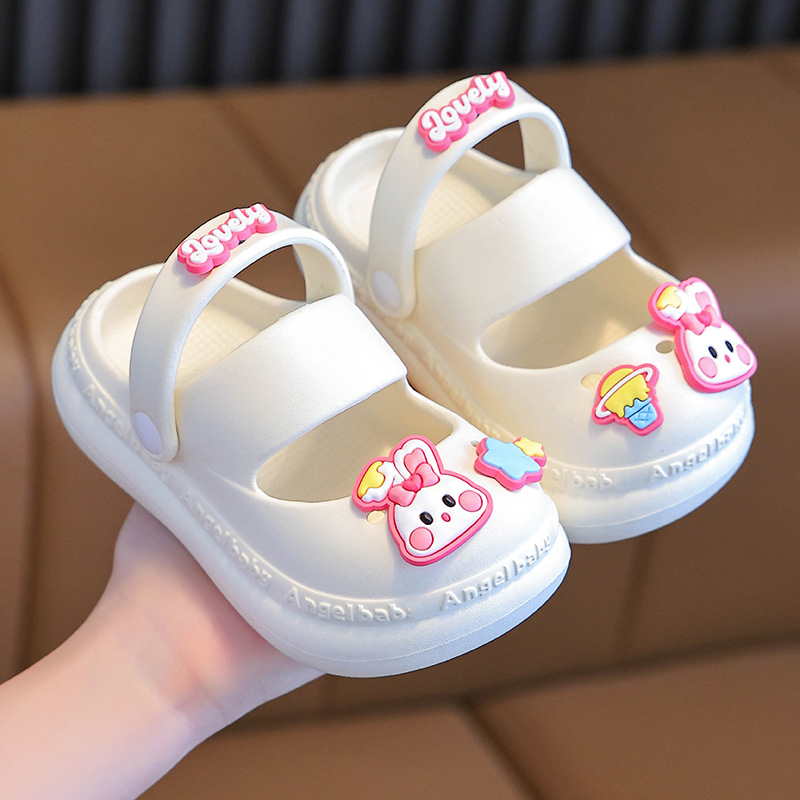 Niñas nuevos bonitos zapatos de agujero EVA dibujos animados de verano doble uso zapatos de agujero suaves zapatillas de moda ligeras para niñas