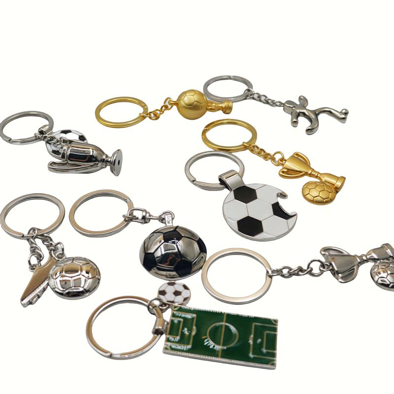 Creative Alloy Sports Ball Keychain Basketball Badminton Tennis Football Pendant Sports Hot Selling Accessories Gifts