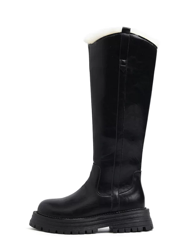 Leather demi-season high boots platform