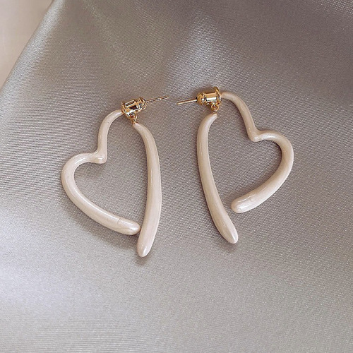 爱心滴釉耳环气质小众设计高级感耳钉轻奢耳坠新款耳饰女