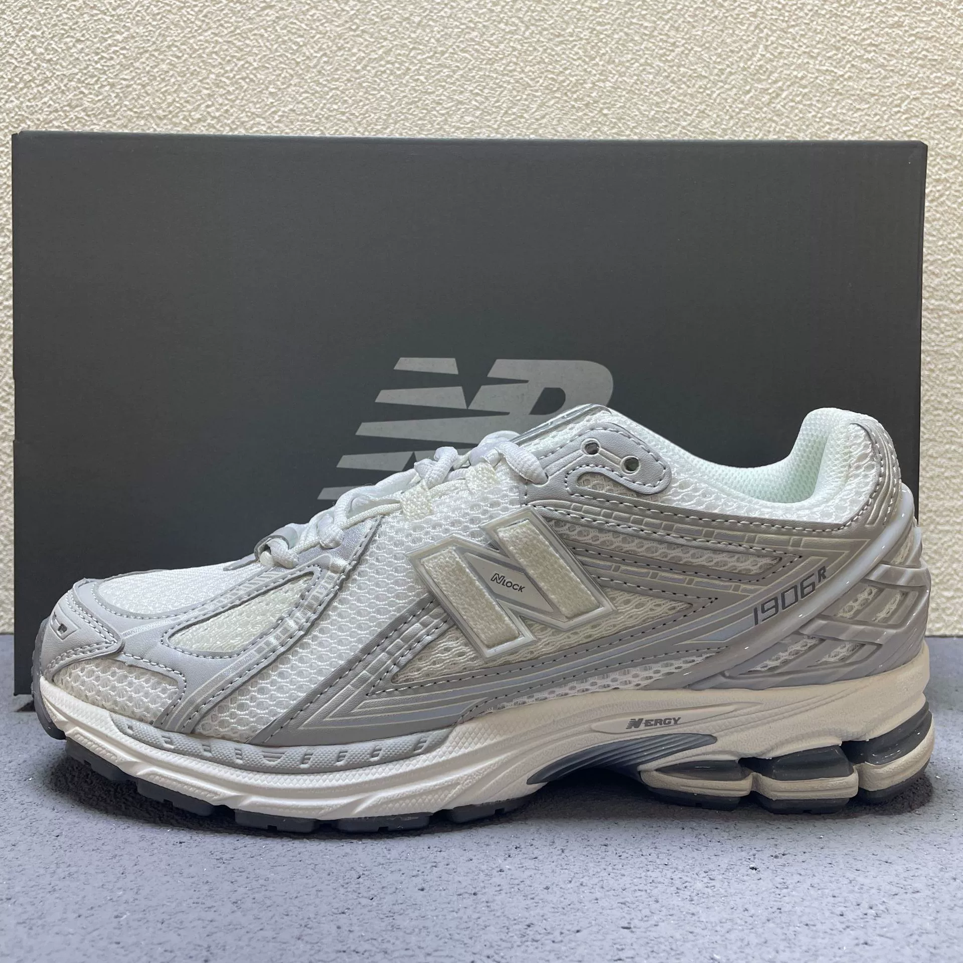 Кроссовки для бега в стиле ретро для мужчин и женщин высокой версии nb1906r жидкое серебро all-zhixian