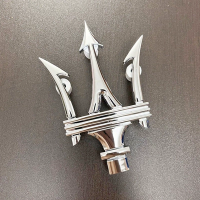 New Maserati Car Logo: Car logo - one-medium-sized-grid-with-large-logo-bright-silver-available-for-levantepresidentgeberit