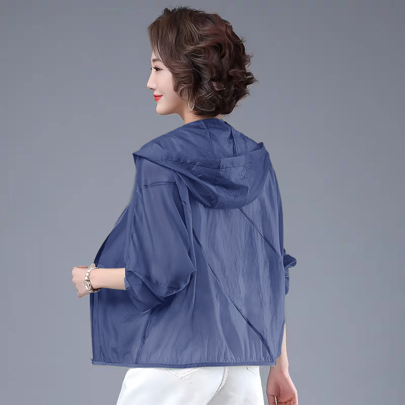 夏軽量日焼け止め服抗 UV 女性の新 2025 大きいサイズ通気性日焼け止め服カジュアルショートジャケット|undefined