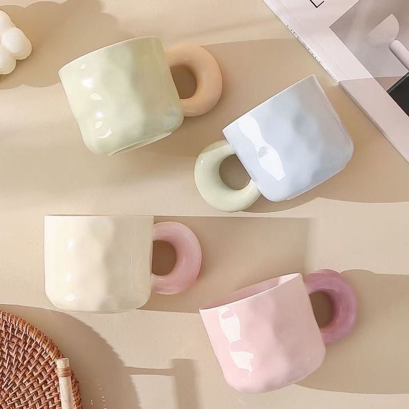 コントラストカラーの大きな耳付きマグカップ、家庭用セラミックマグカップ、かわいい学生カップル用飲料カップ、コーヒーカップ、トレンディでクリエイティブなカップ|undefined