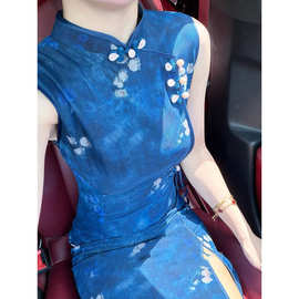 蓝色旗袍女夏无袖2026新款新中式改良年轻款气质修身日常穿连衣裙