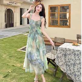 度假风气质扎染吊带连衣裙女夏季新款荷叶边收腰时尚显瘦夏季裙子