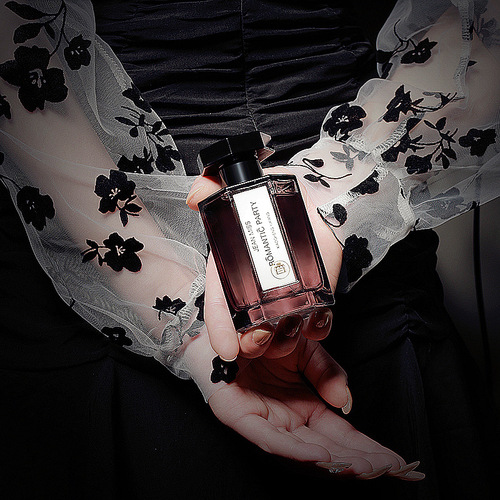 Small Town Ixiang Road to Hades Men's and Women's Perfume Berlin Girls Student Niche Affordable Eau de Toilette 100ml