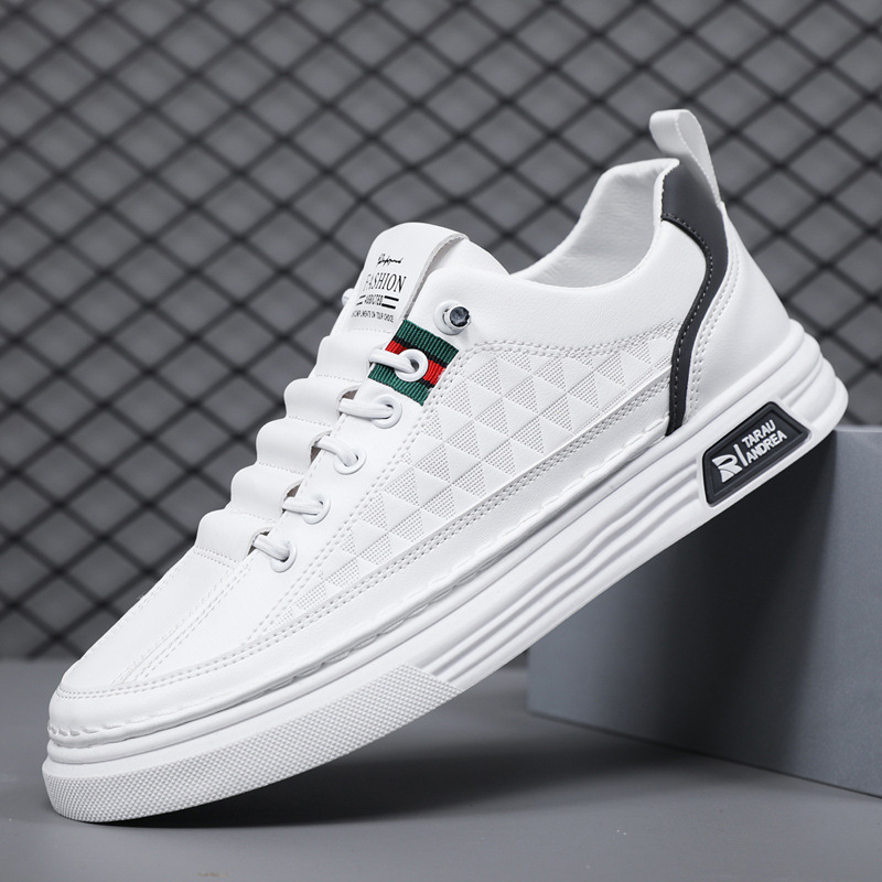 Zapatos de primavera para hombre, nuevos zapatos blancos transpirables de un solo pedal, zapatos de cuero de moda para hombre, zapatos de deporte de ocio, zapatos de moda