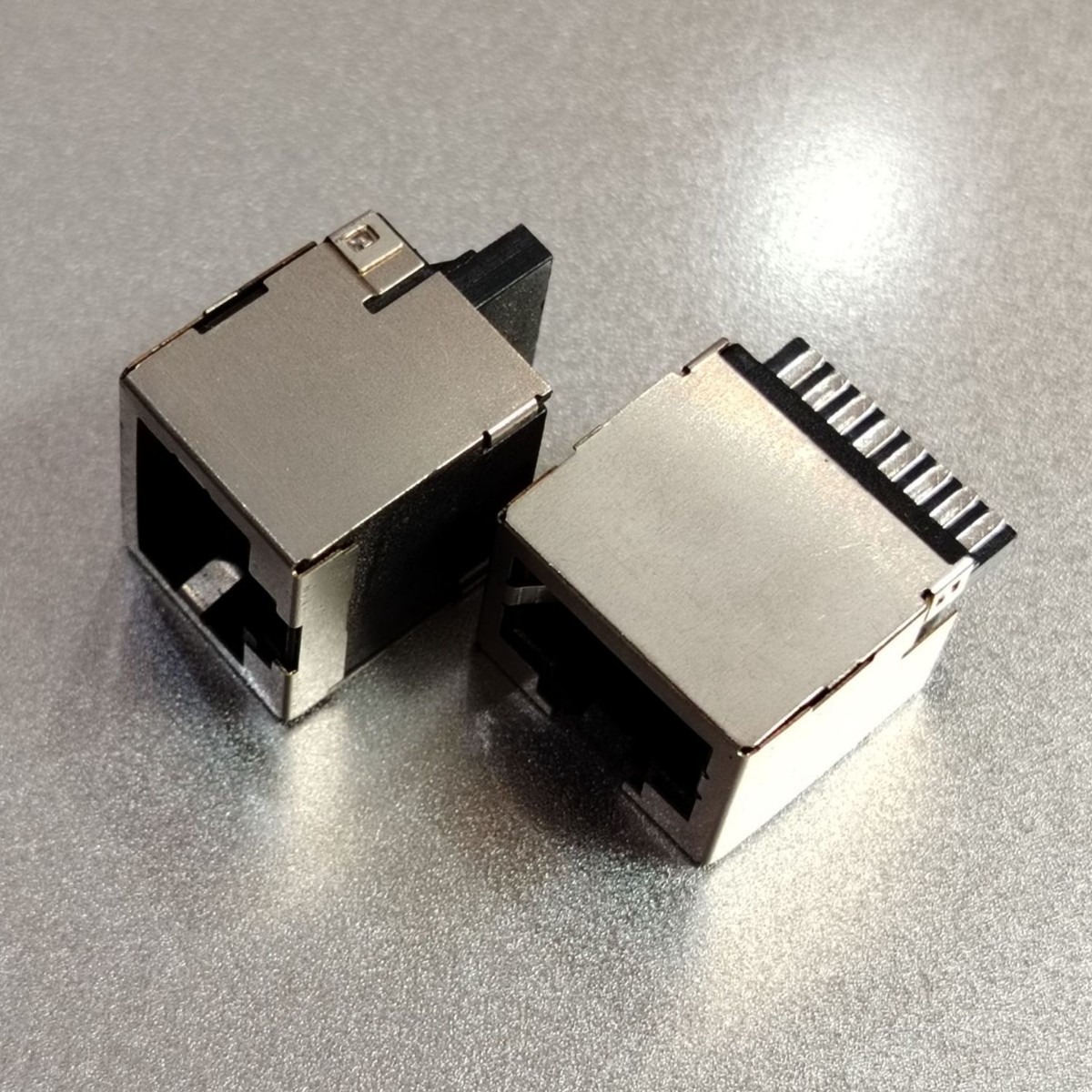 厂家供应模块化RJ45适配器焊线母座，焊线式RJ45插座