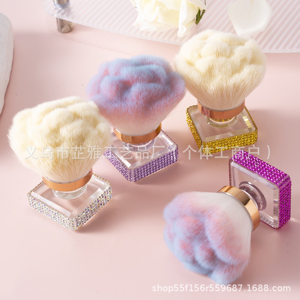 Diamantes transfronterizos de alta calidad multifunción venta caliente de un solo cepillo de polvo de manicura cepillo de base cepillo de maquillaje belleza