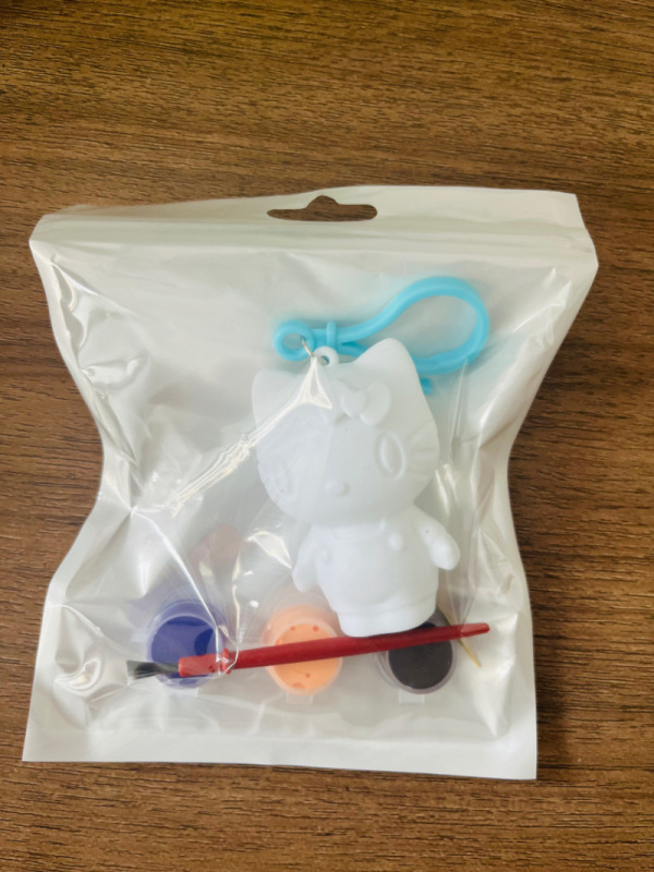 新品流体暴力熊キーホルダーケース袋セット塗装キーホルダー樹脂石膏プラスチックキーホルダー|undefined