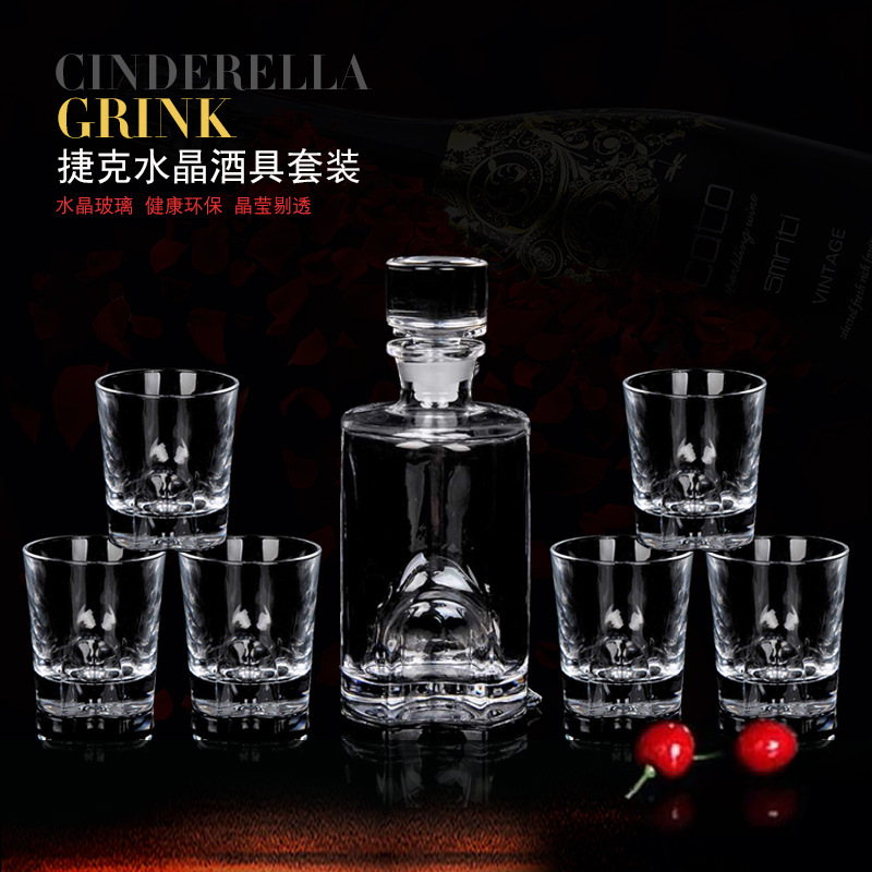 Comercio exterior transfronterizo suministro de alta calidad de vidrio de cristal checo whisky taza de vino casero decanter set de vino