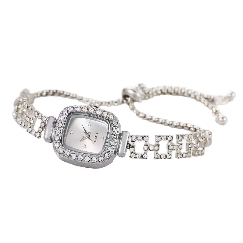 Изящный маленький квадратный браслет, универсальные кварцевые часы, (Кросс-бордерная торговля)
