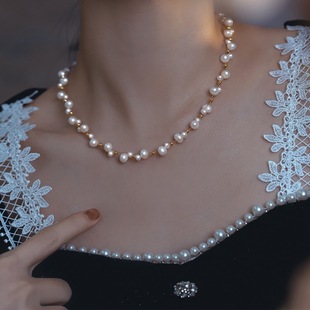 Natural Freshwater Pearl Necklace Women's Retro French Fashion Palace Style Elegant Gypsophila New Simple Jewelry
