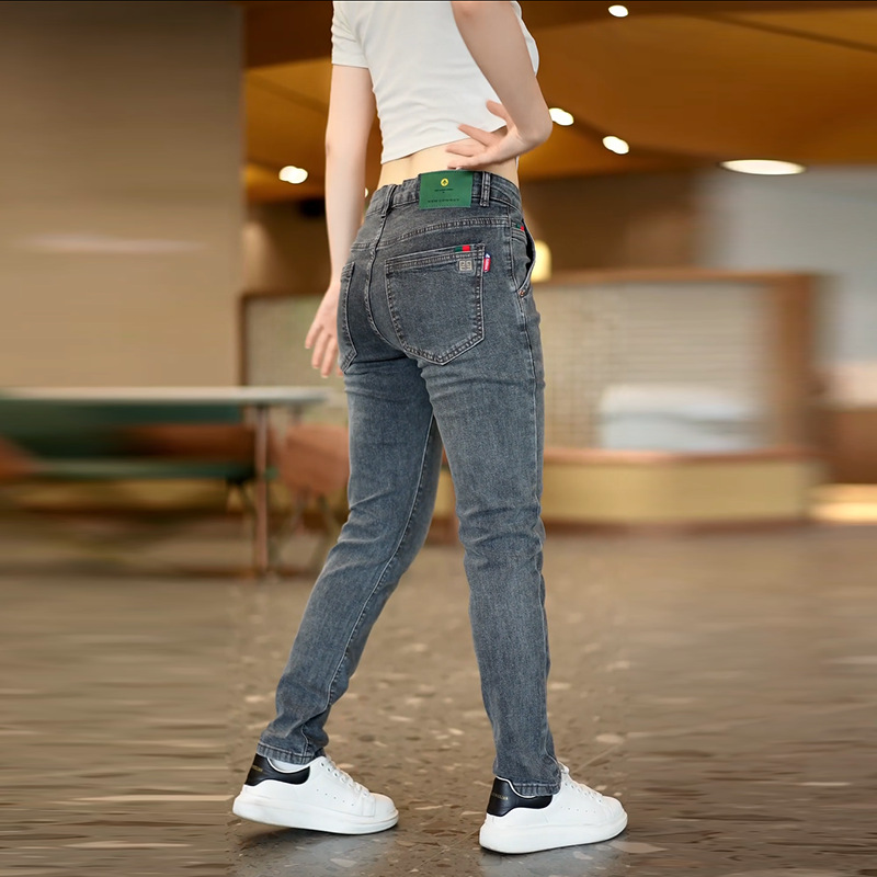 Nuovi jeans da uomo autunno inverno di marca alla moda con vestibilità elastica e piedi sottili, ricamo di tendenza versatile stampato casual_voghion.com