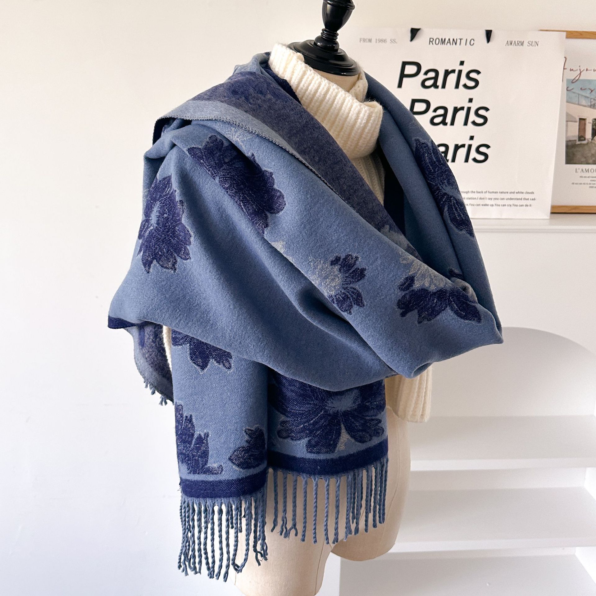 Vintage Style, Ethnic Style Style Women's Vintage Style Ethnic Style Flower Core Spun Yarn Tassel Scarf