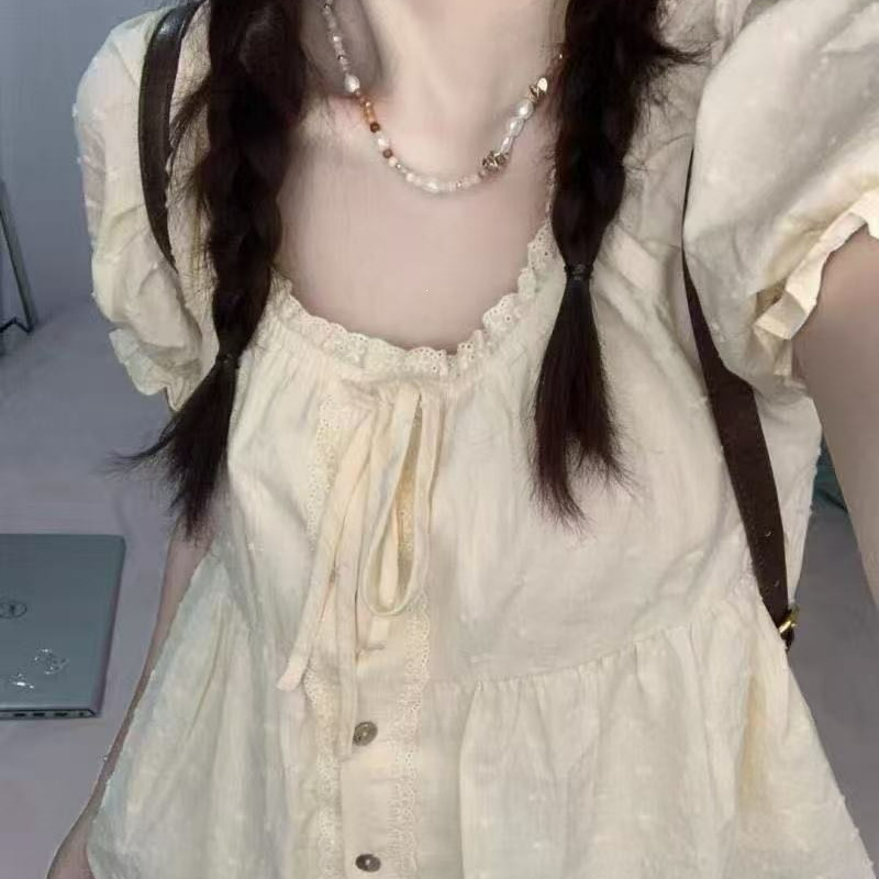 French Sweet Style Lace-Trimmed Short-Sleeved Shirt for Women, Unique and Chic Summer Puff-Sleeved Babydoll Shirt with Square Collar