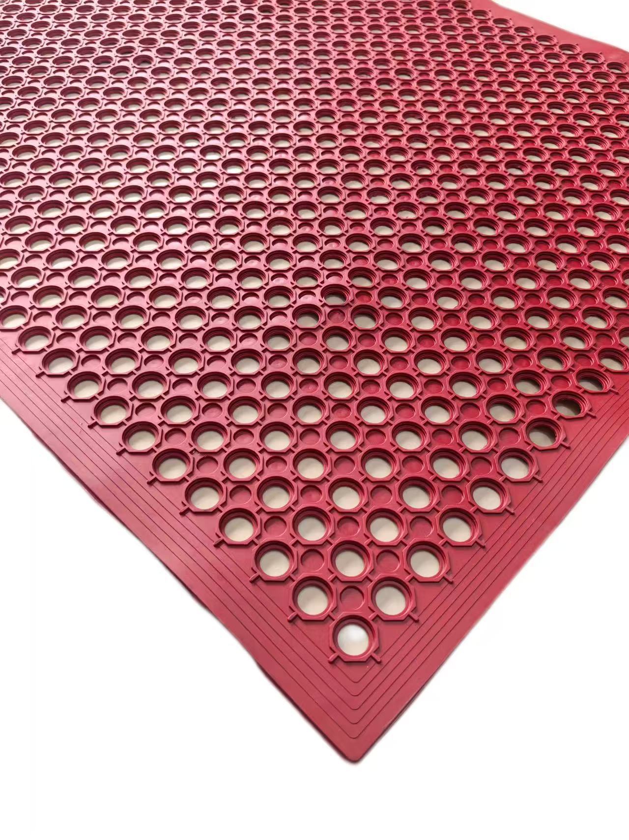 Kitchen oil-resistant and non-slip perforated drainage mat, workshop drainage perforated mat, rubber perforated mat for farms and ski resorts