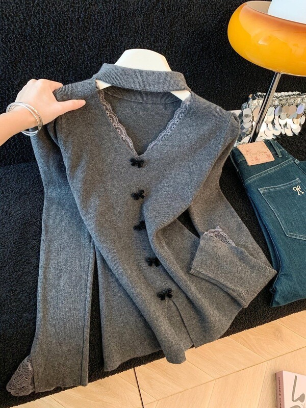 2026 Faux Two-Piece Halter Neck Lace Velvet Blouse, Plus Size Women's Spring/Autumn Soft Warm Base Layer, Popular This Year 2026 Faux Two-Piece Halter Neck Lace Velvet Blouse, Plus Size Women's Spring/Autumn Soft Warm Base Layer, Popular This Year