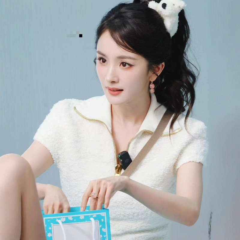 Yang Mi's Same Style Minibus Sisters Knitted Top