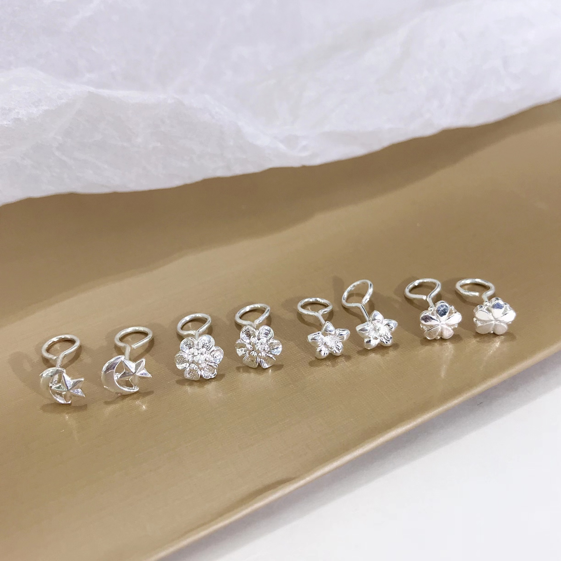 earrings for men and women