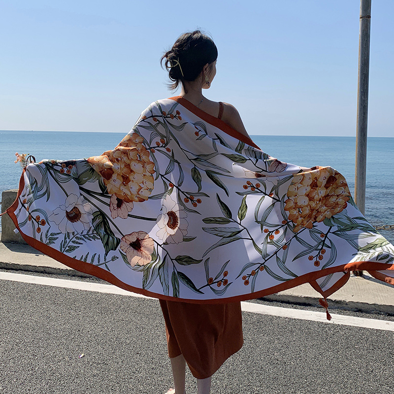 Ethnic Style Summer New Travel Sunscreen Beach Towel Seaside Vacation Fashion Outer Wear Thin Scarf Travel Photo