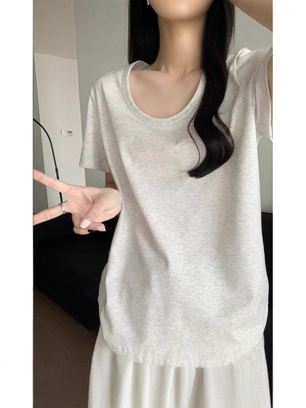 ピンクのU襟の幅の松の肩の半袖のtシャツの女性の夏の2025新型の怠惰なカジュアルな純色の半袖のtシャツの上着|undefined