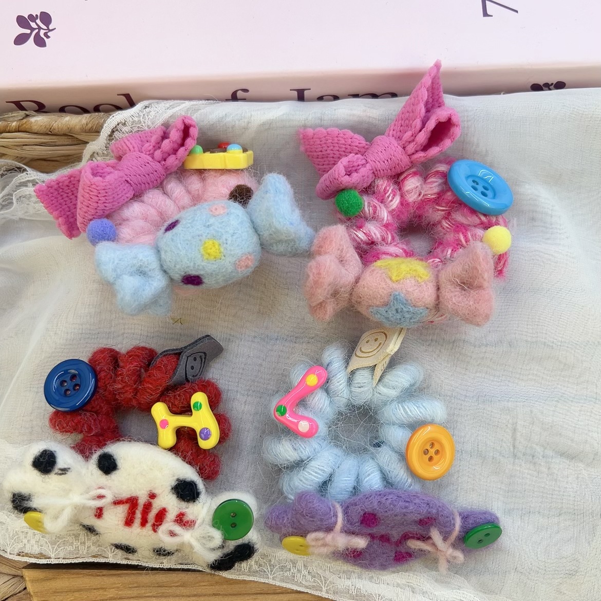 秋冬新款多巴胺糖果羊毛氈電話線發圈甜美可愛百搭高彈力發圈髮飾