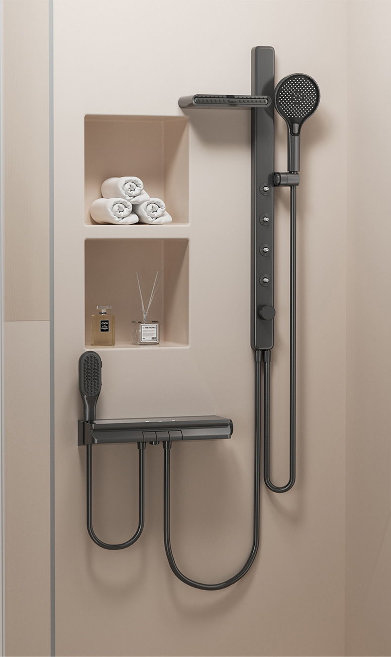 The same cream-style white children's shower head set as the big brand, pressurized headless shower, home shoulder shower, back shower and bathing undefined