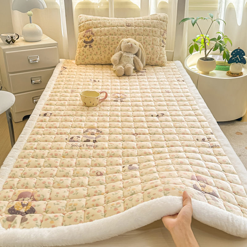 Colchón de terciopelo caliente de invierno de clase A materna y infantil colchón de terciopelo de leche colchón tatami dormitorio colchón de dormitorio
