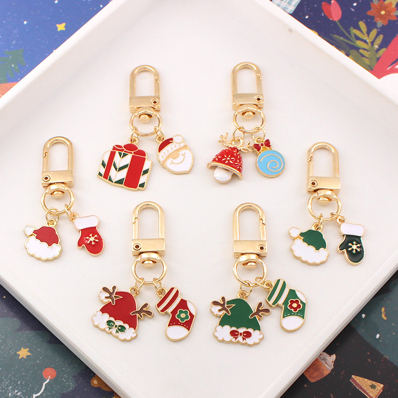 Cartoon Christmas keychain for elderly